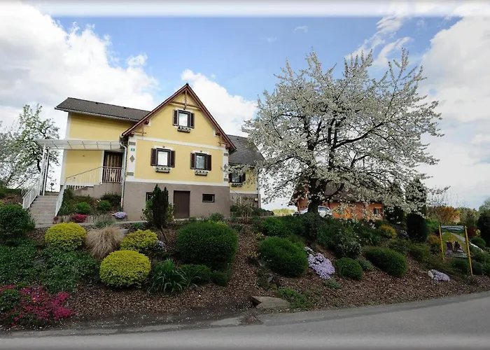 Fruehstueckspension-appartement Liebmann * Schamberg